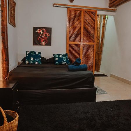 Kasakola Hotell Palomino Eksteriør bilde